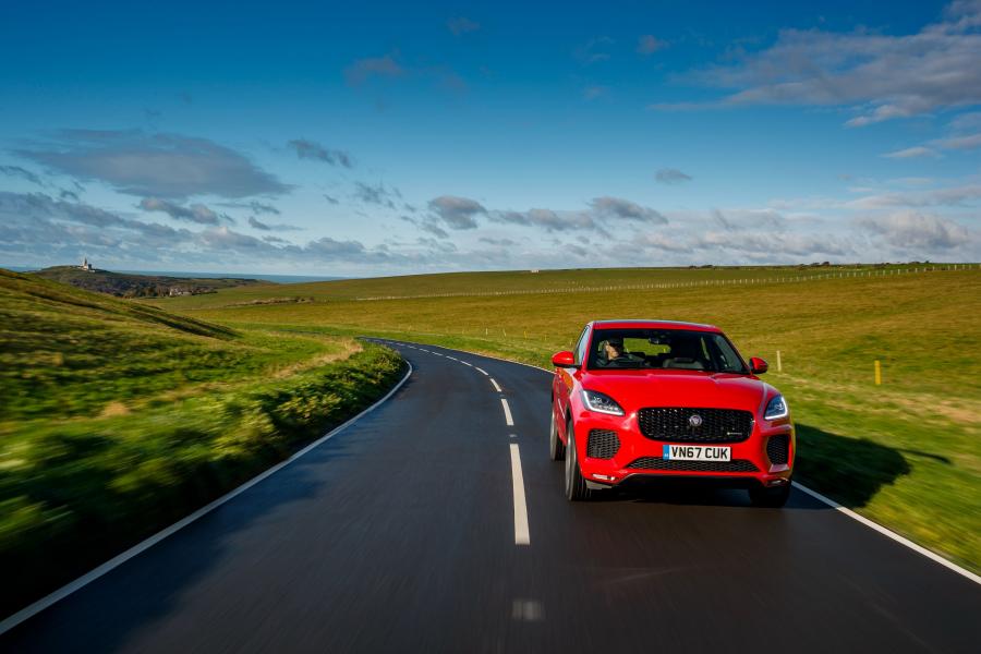  Jaguar E-Pace R-Dynamic First Edition 2017 года  (UK) (фото 7 из 19)